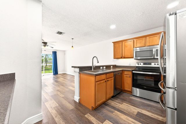 12769 LEXINGTON SUMMIT STREET, Orlando, FL 32828