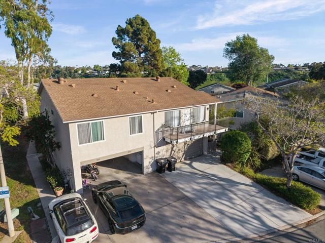 7833 Camino Huerta, San Diego, CA 92122