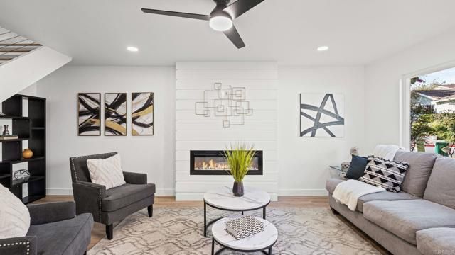 7833 Camino Huerta, San Diego, CA 92122