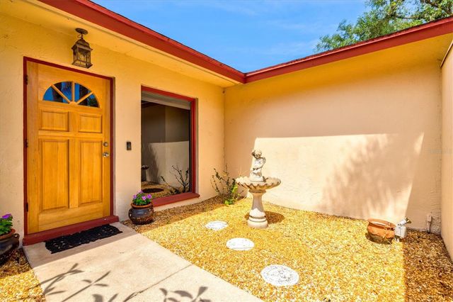 6533 BOWLINE DRIVE, Sarasota, FL 34231