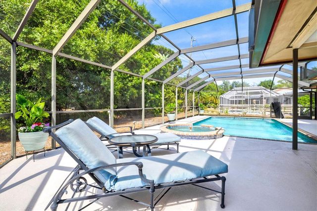 6533 BOWLINE DRIVE, Sarasota, FL 34231