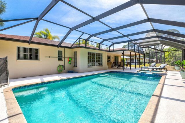6533 BOWLINE DRIVE, Sarasota, FL 34231