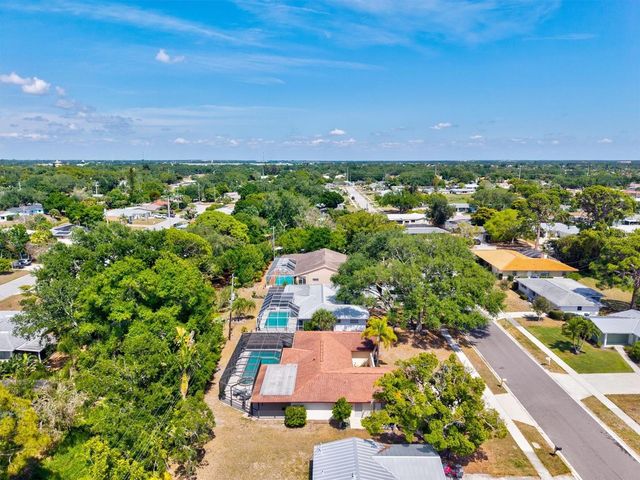 6533 BOWLINE DRIVE, Sarasota, FL 34231