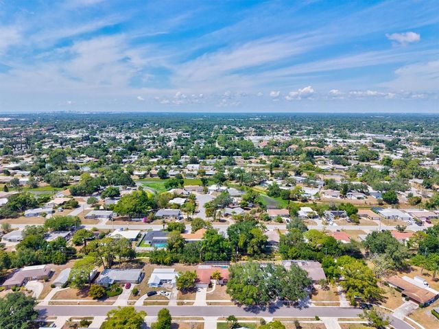 6533 BOWLINE DRIVE, Sarasota, FL 34231