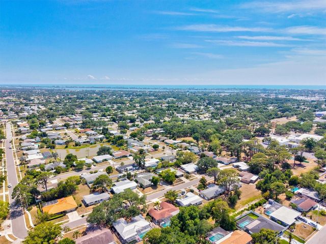6533 BOWLINE DRIVE, Sarasota, FL 34231