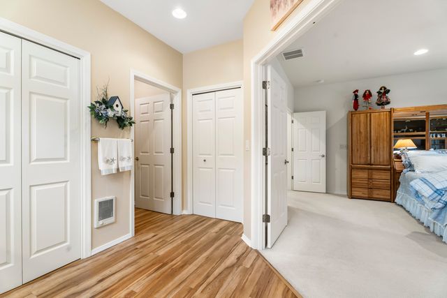 900 Victoria Falls Drive, Redmond, OR 97756