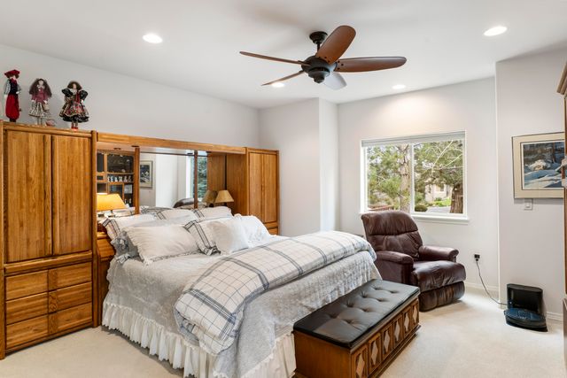 900 Victoria Falls Drive, Redmond, OR 97756