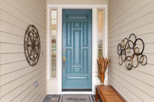 900 Victoria Falls Drive, Redmond, OR 97756