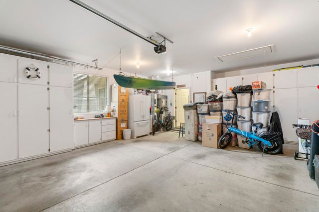 900 Victoria Falls Drive, Redmond, OR 97756