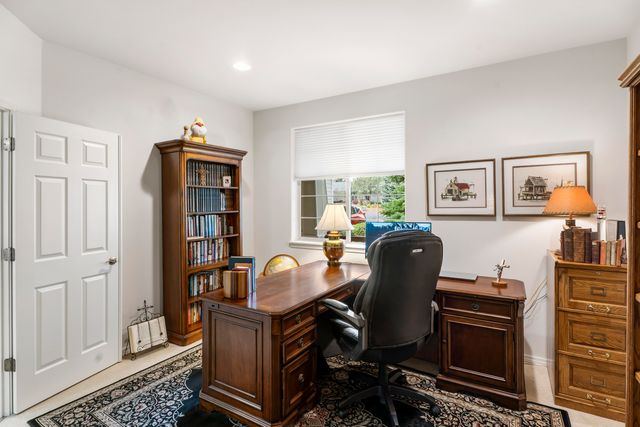 900 Victoria Falls Drive, Redmond, OR 97756