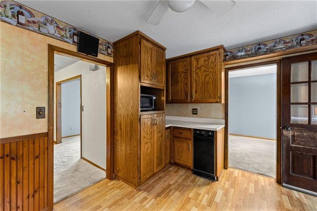 3216 W 22nd Court, Lawrence, KS 66047