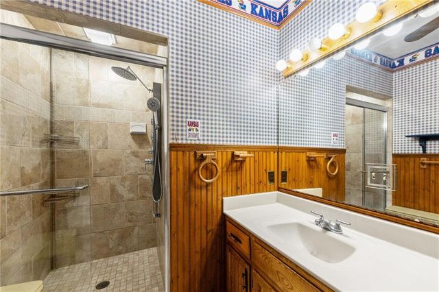 3216 W 22nd Court, Lawrence, KS 66047