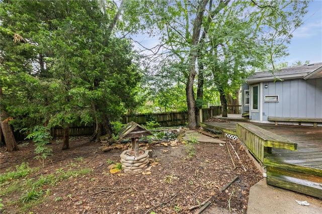 3216 W 22nd Court, Lawrence, KS 66047