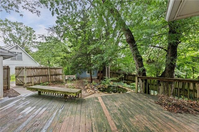 3216 W 22nd Court, Lawrence, KS 66047