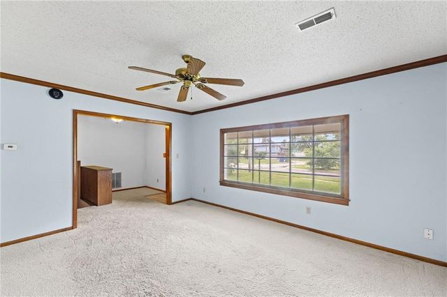3216 W 22nd Court, Lawrence, KS 66047