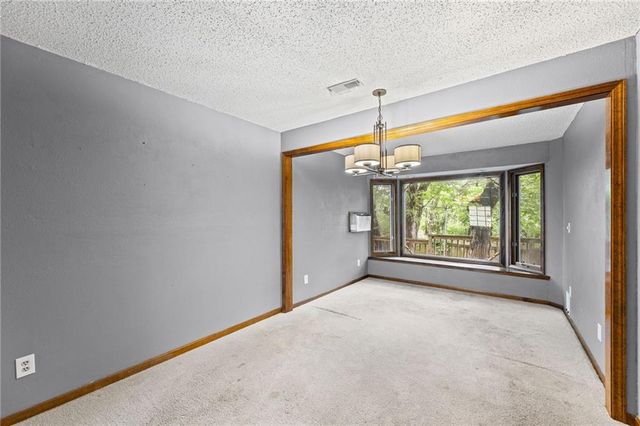 3216 W 22nd Court, Lawrence, KS 66047