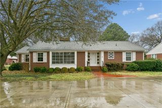 812 Poquoson AVE, Poquoson, VA 23662