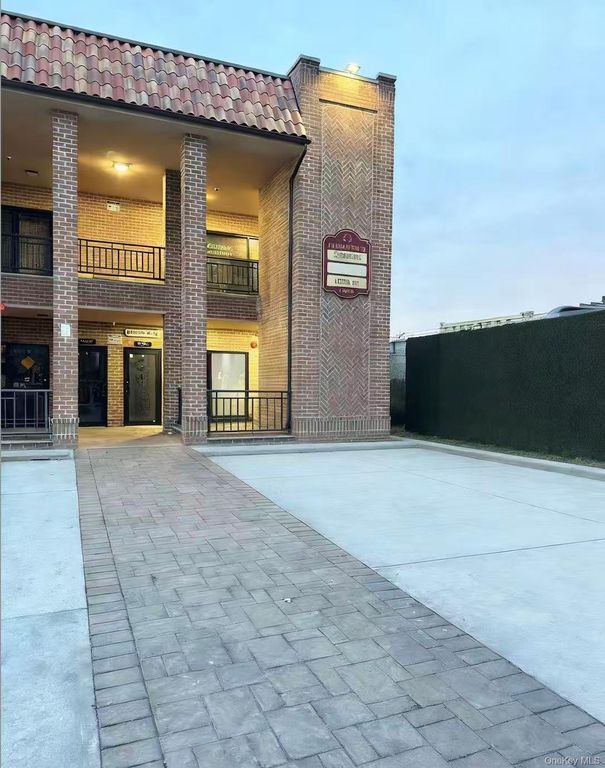 150-46 14 Avenue Lower Level, Whitestone, NY 11357 — exterior