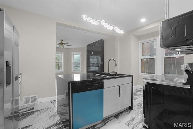 5245 Hamilton Avenue, St Louis, MO 63136