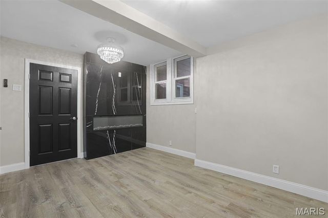 5245 Hamilton Avenue, St Louis, MO 63136