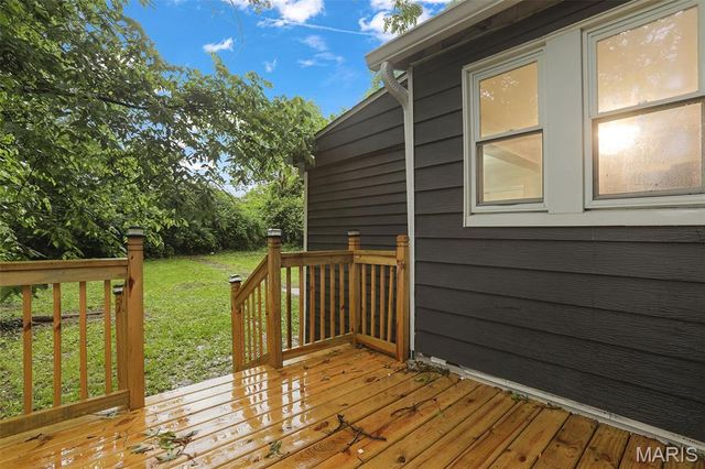 5245 Hamilton Avenue, St Louis, MO 63136