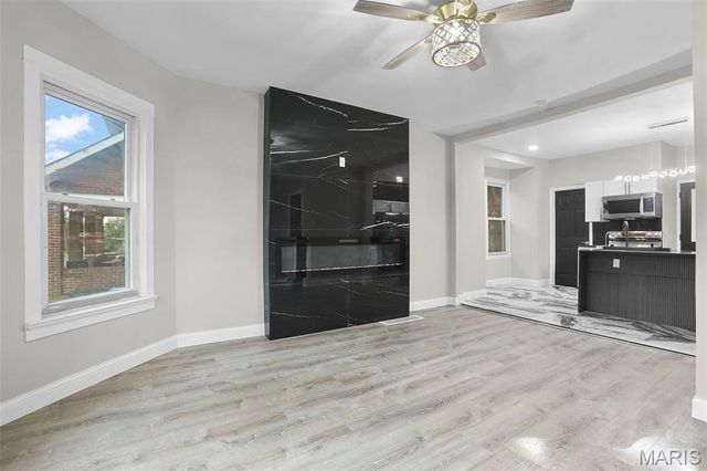 5245 Hamilton Avenue, St Louis, MO 63136