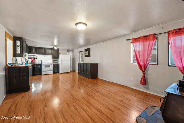 4301 E MAPLEWOOD AVE, #16, Post Falls, ID 83854