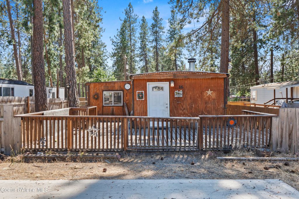 4301 E MAPLEWOOD AVE, #16, Post Falls, ID 83854