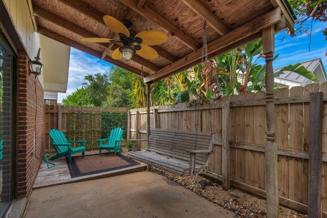 211 Indian Oaks Drive, Destin, FL 32541