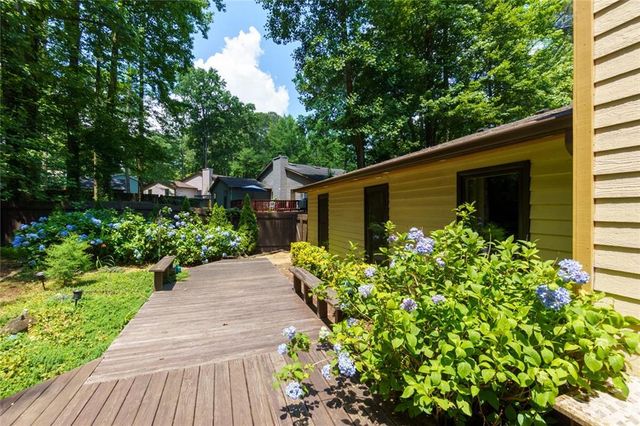 1211 Wade Green Circle NW, Acworth, GA 30102