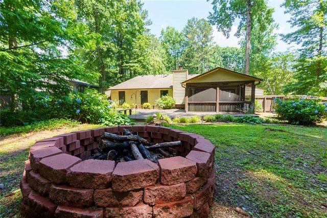 1211 Wade Green Circle NW, Acworth, GA 30102