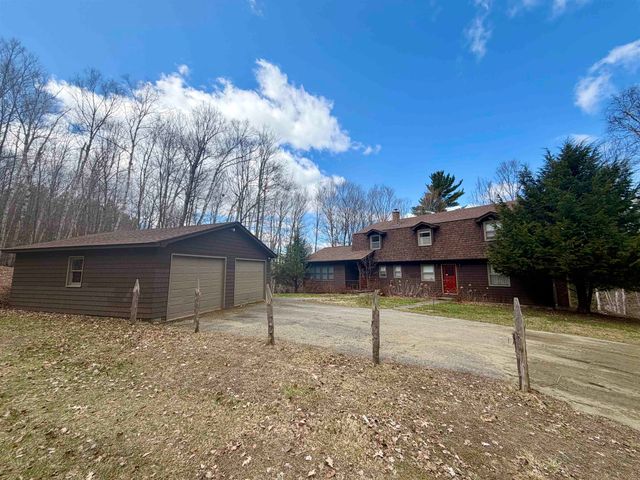 78 Hillside Drive, Derby, VT 05829