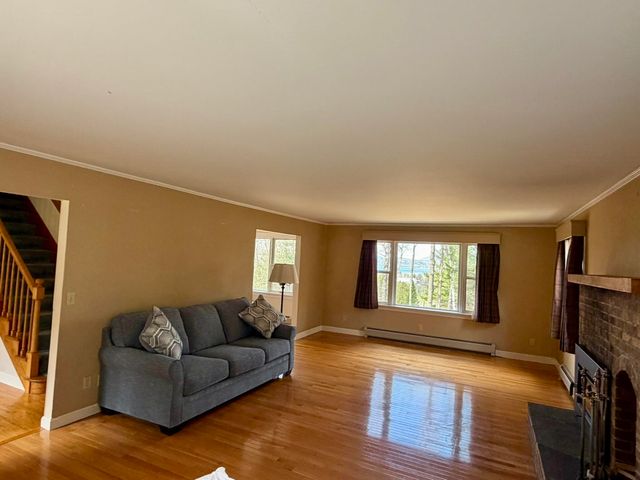 78 Hillside Drive, Derby, VT 05829