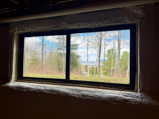 78 Hillside Drive, Derby, VT 05829