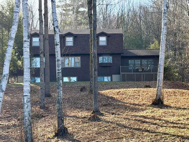 78 Hillside Drive, Derby, VT 05829