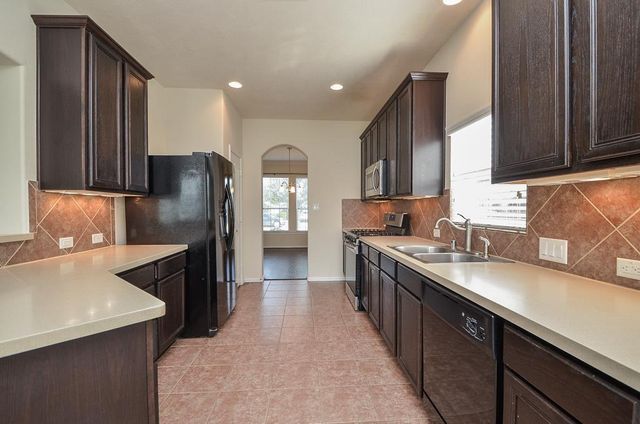 2827 Lakecrest Forest Drive, Katy, TX 77493