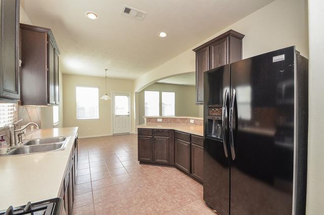 2827 Lakecrest Forest Drive, Katy, TX 77493