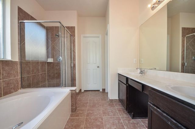 2827 Lakecrest Forest Drive, Katy, TX 77493