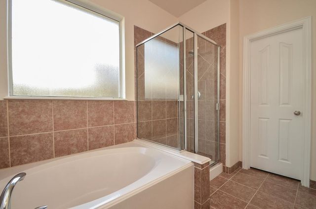 2827 Lakecrest Forest Drive, Katy, TX 77493