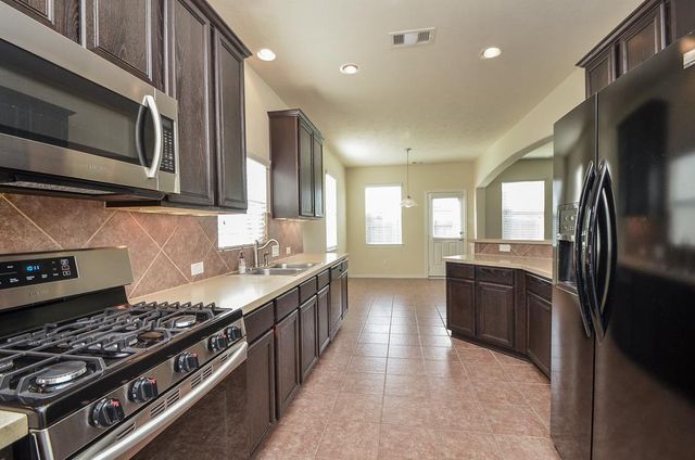 2827 Lakecrest Forest Drive, Katy, TX 77493