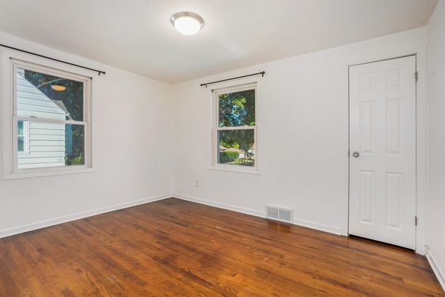 54057 Terrace Lane, South Bend, IN 46635