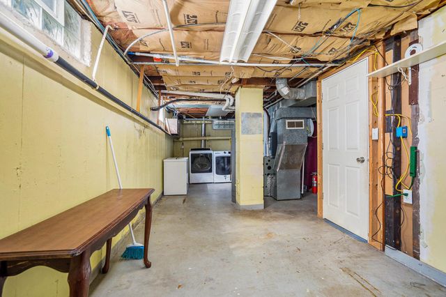 54057 Terrace Lane, South Bend, IN 46635