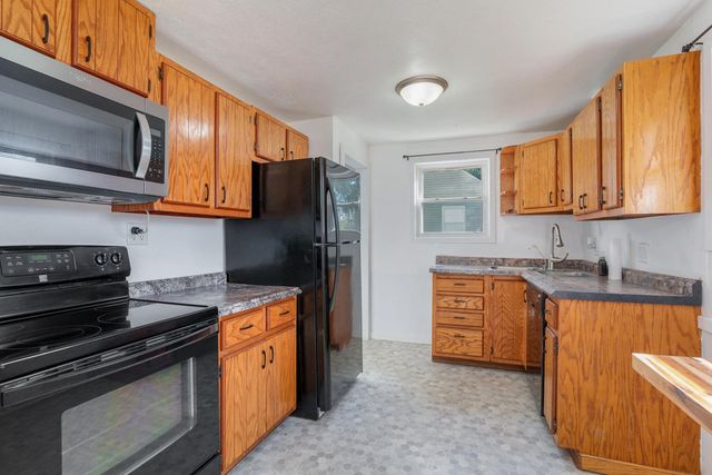 54057 Terrace Lane, South Bend, IN 46635