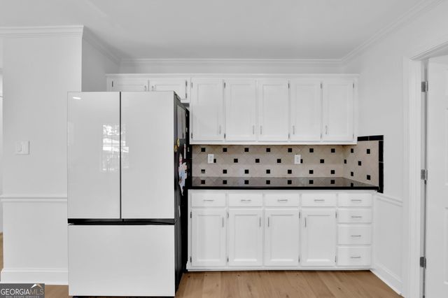 3285 Brownlee Lane SW, Lilburn, GA 30047