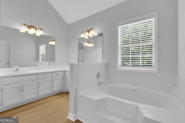 3285 Brownlee Lane SW, Lilburn, GA 30047
