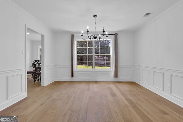 3285 Brownlee Lane SW, Lilburn, GA 30047