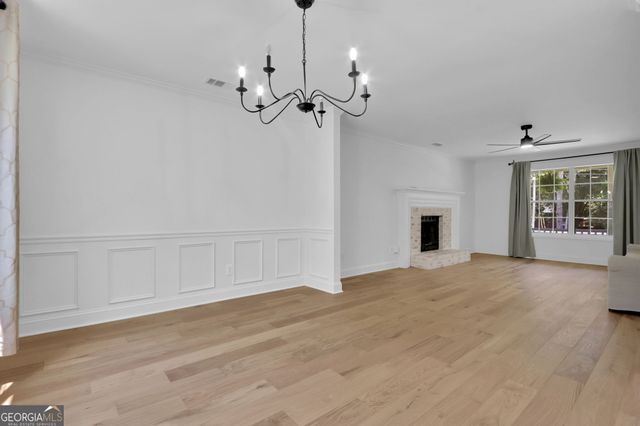 3285 Brownlee Lane SW, Lilburn, GA 30047