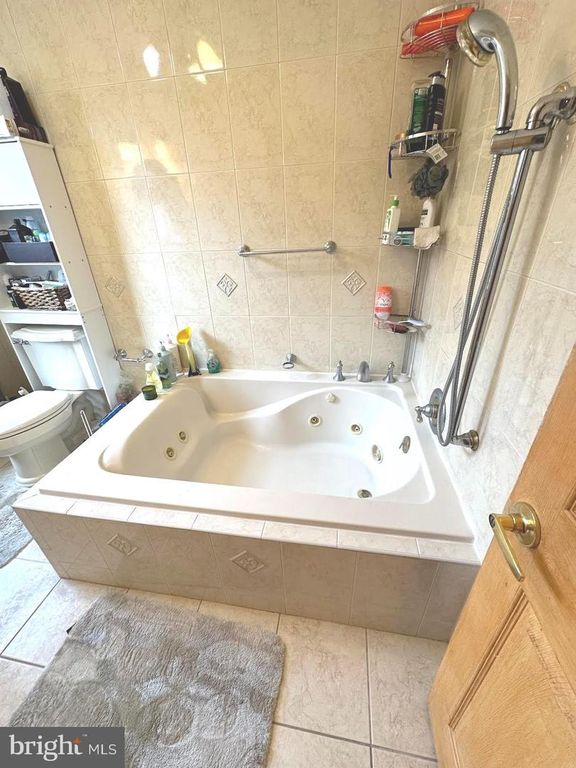 43 WINDERMERE AVE, Lansdowne, PA 19050