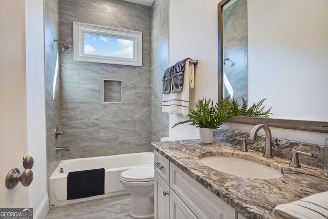 175 Harmony Bay Drive, Eatonton, GA 31024