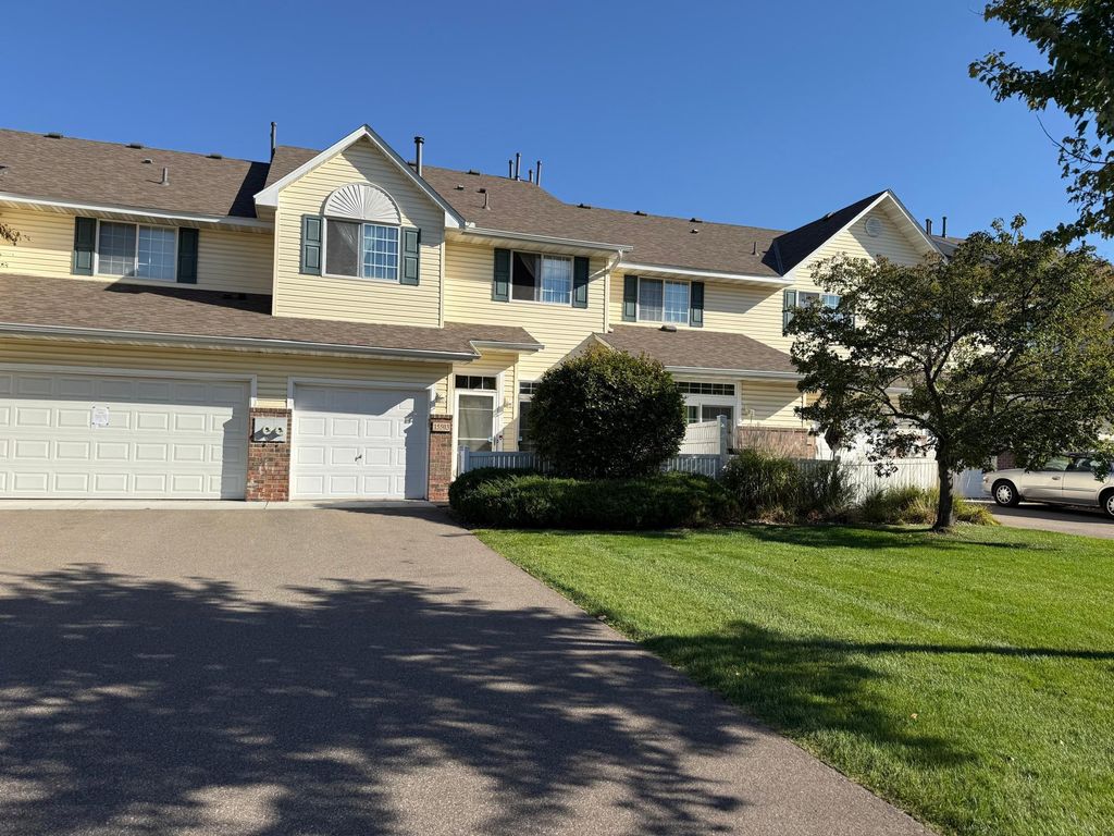 15503 Gateway Path 128, Apple Valley, MN 55124